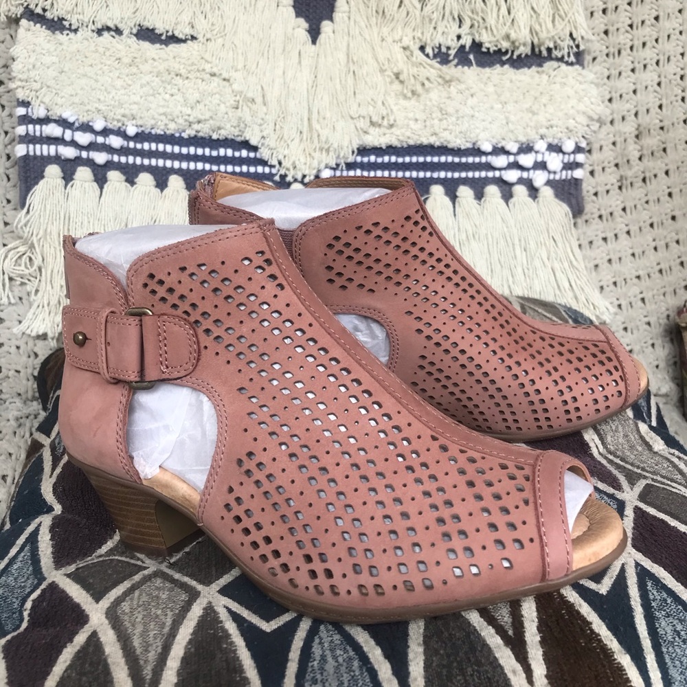 EARTH KERI DUSTY ROSE BOOTIES